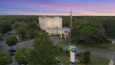 Holiday Inn Express Stony Brook-Long Island an IHG Hotel