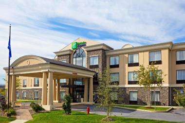 Holiday Inn Express Hotel & Suites Chester an IHG Hotel