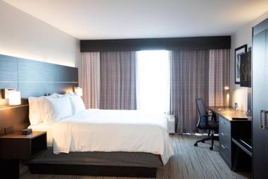 Holiday Inn Express Hotel & Suites Chester an IHG Hotel