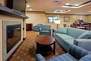 Holiday Inn Express Hotel & Suites Syracuse North Airport Area an IHG Hotel