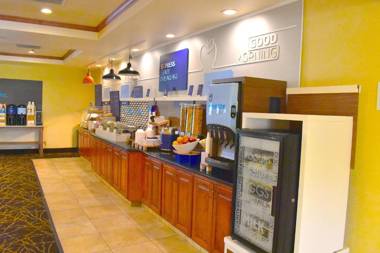 Holiday Inn Express Hotel & Suites Dewitt - Syracuse an IHG Hotel