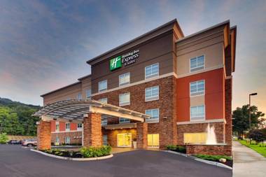 Holiday Inn Express & Suites - Ithaca an IHG Hotel