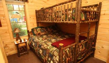 The Lodges at Cresthaven