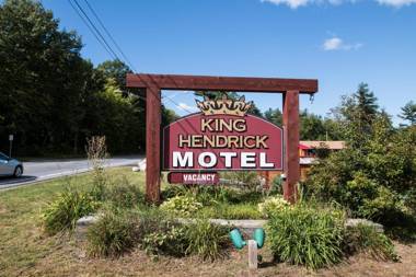 King Hendrick Motel and Suites
