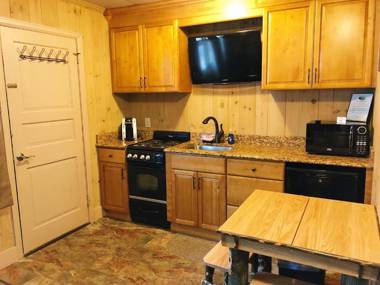 Shore Meadows Lodge LLC