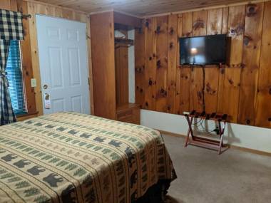 Adirondack Diamond Point Lodge