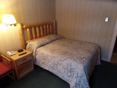 Maple Leaf Inn Lake Placid