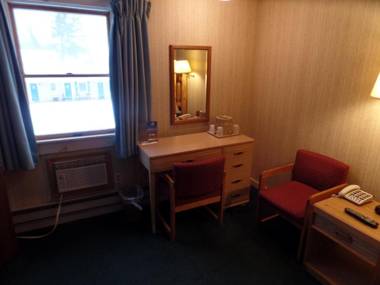 Maple Leaf Inn Lake Placid