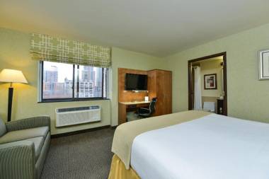 Holiday Inn Express Manhattan Midtown West an IHG Hotel