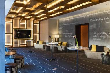 Renaissance New York Midtown Hotel