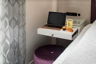 Staypineapple An Artful Hotel Midtown New York