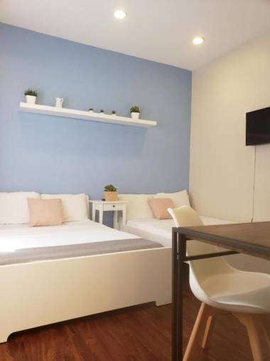 Hotel and the City Empire State Building