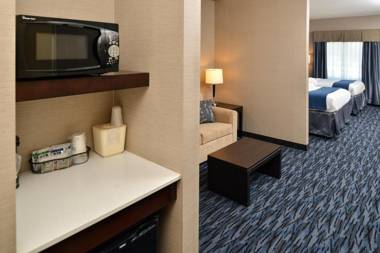 Holiday Inn Express & Suites Peekskill-Lower Hudson Valley an IHG Hotel