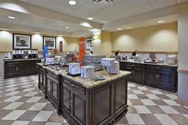 Hampton Inn & Suites Plattsburgh