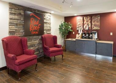 Red Roof Inn Glens Falls - Lake George