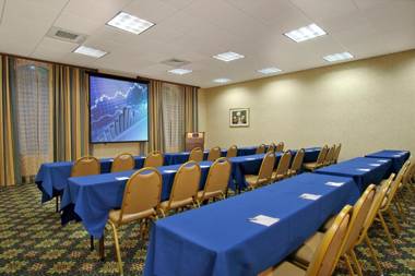 Hampton Inn & Suites By Hilton - Rockville Centre