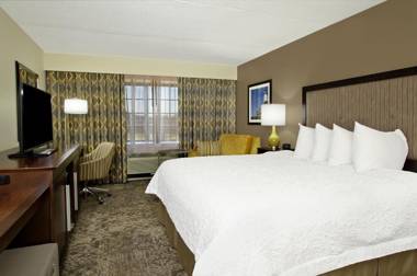 Hampton Inn & Suites By Hilton - Rockville Centre