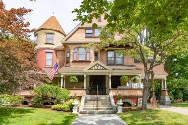 Saratoga Dreams Bed and Breakfast
