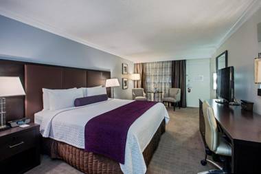 Crowne Plaza Suffern-Mahwah an IHG Hotel