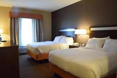 Holiday Inn Express Hotel & Suites Watertown - Thousand Islands an IHG Hotel