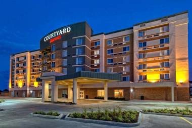 Courtyard by Marriott Westbury Long Island