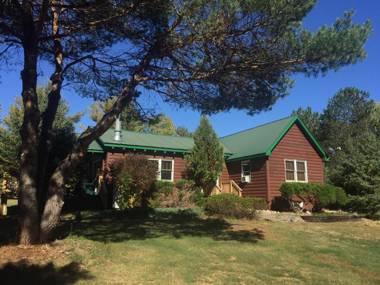 Esther Mountain Chalet