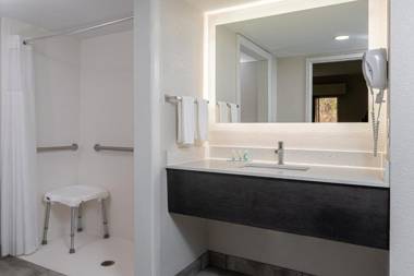 Quality Inn Asheville Downtown Tunnel Rd