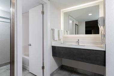 Quality Inn Asheville Downtown Tunnel Rd