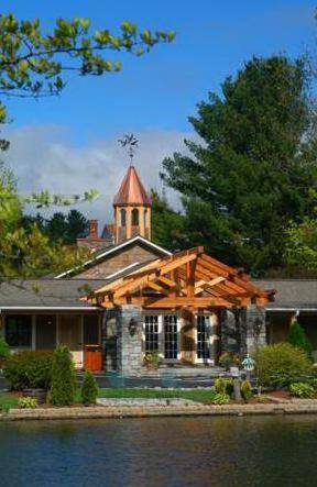 Village Inn - Blowing Rock