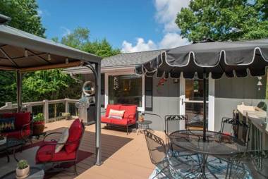 Private Downtown Retreat