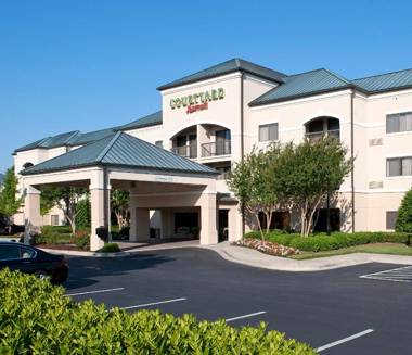 Courtyard Charlotte Ballantyne