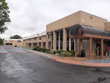 Econo Lodge Airport near Billy Graham Parkway