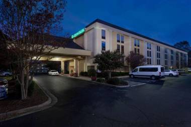 La Quinta by Wyndham Charlotte Airport North