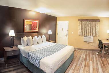 Suburban Extended Stay Hotel Charlotte-Ballantyne