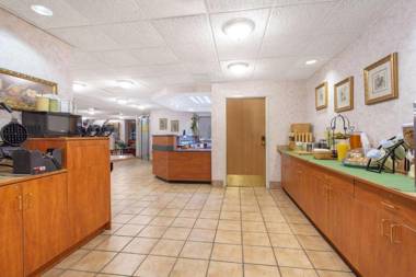 Microtel Inn & Suites by Wyndham Charlotte/Northlake