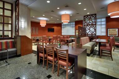 Drury Inn & Suites Charlotte Northlake