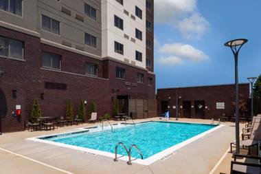Courtyard by Marriott Charlotte Northlake