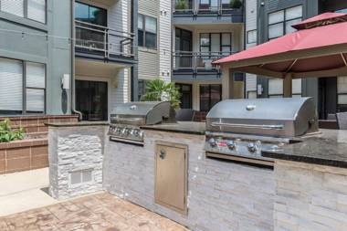 Trifecta City Loft Uptown CLT Superhost