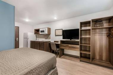 WoodSpring Suites Charlotte - University Research Park