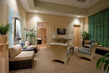 Embassy Suites Charlotte - Concord/Golf Resort & Spa