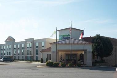 Holiday Inn Express Hickory - Hickory Mart an IHG Hotel