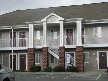 Affordable Suites Conover / Hickory