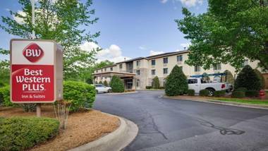 Best Western Plus River Escape Sylva / Dillsboro