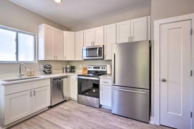 Modern Durham Studio about 3 Mi to Downtown Fun!