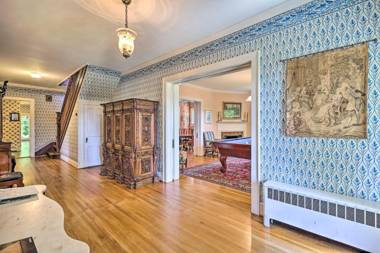 Lush Elkin Home with Porch Views and Pool Table