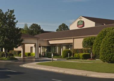 Courtyard by Marriott Fayetteville