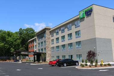 Holiday Inn Express & Suites - Hendersonville SE - Flat Rock an IHG Hotel