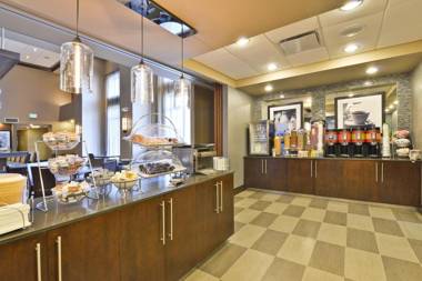 Hampton Inn & Suites Greensboro/Coliseum Area