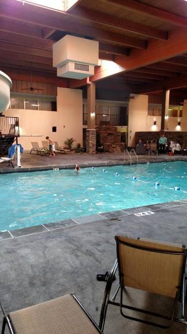 Cascades Mountain Resort Ascend Hotel Collection