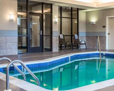 Comfort Suites Lake Norman - Huntersville